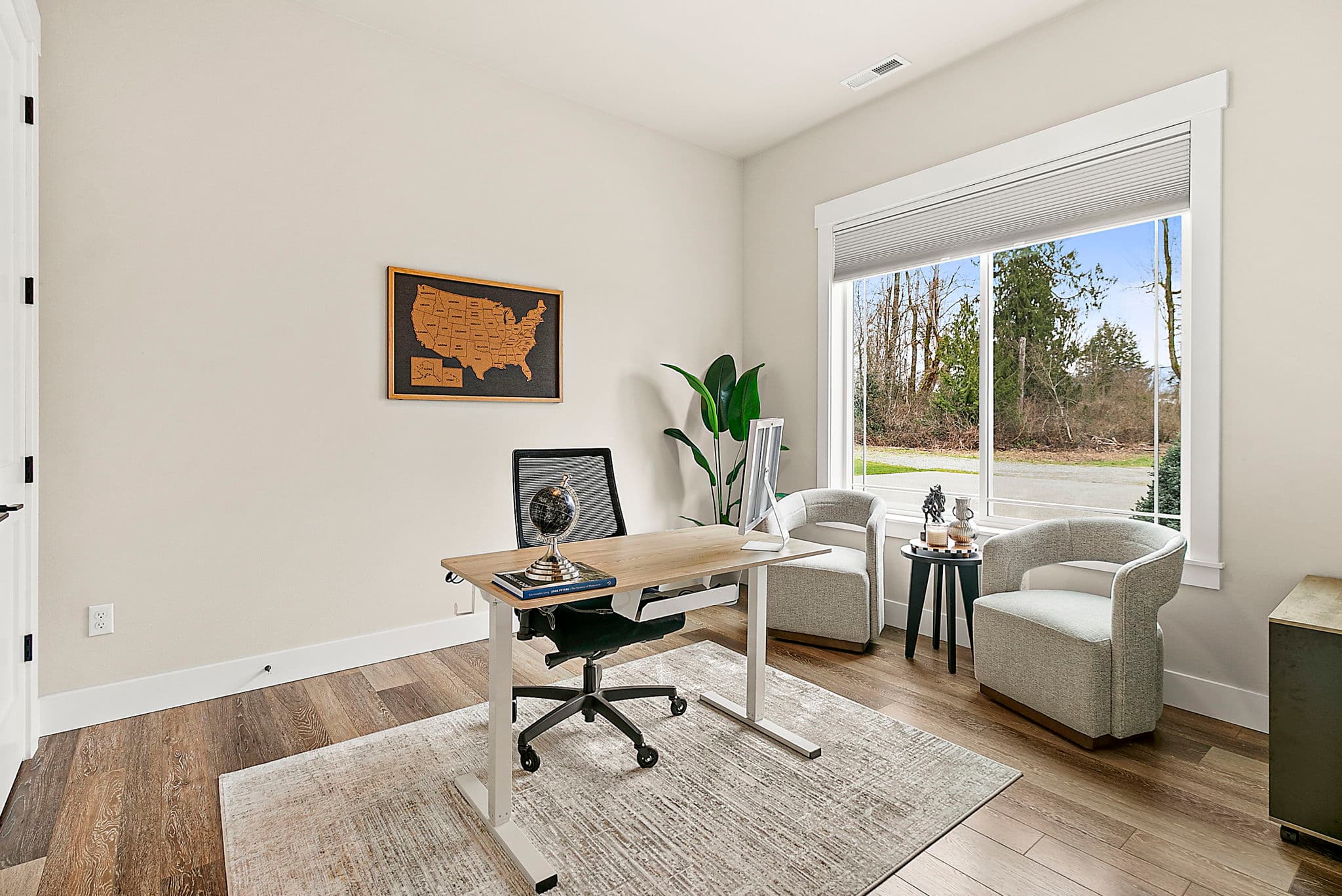 Office / Flex Bedroom